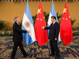 Escala y apertura del mercado chino impulsa evolución de empresas argentinas, afirma empresaria【秘鲁新世界日報】