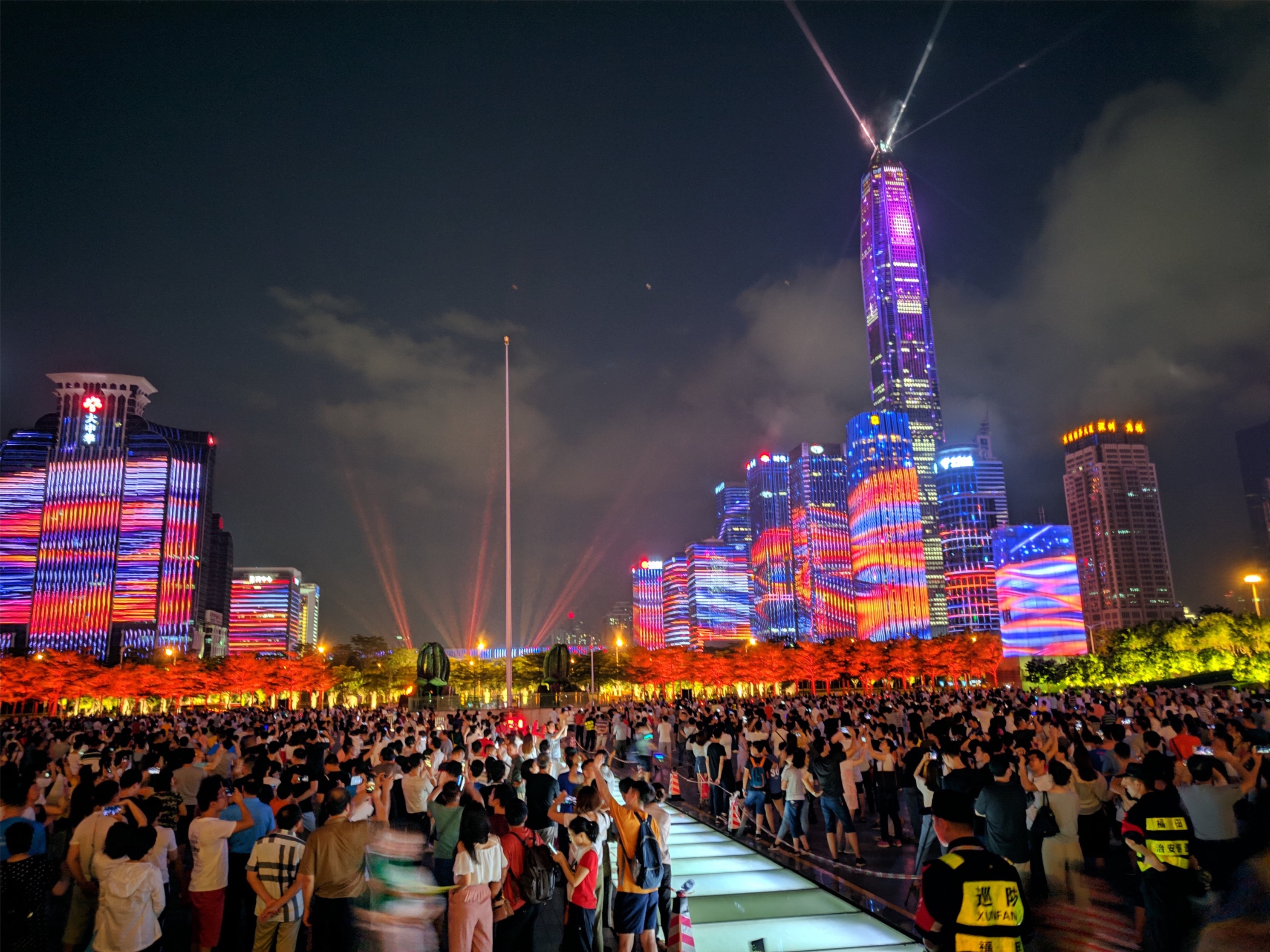 Empresas extranjeras en China mantienen crecimiento comercial en mayo【秘鲁新世界日報】