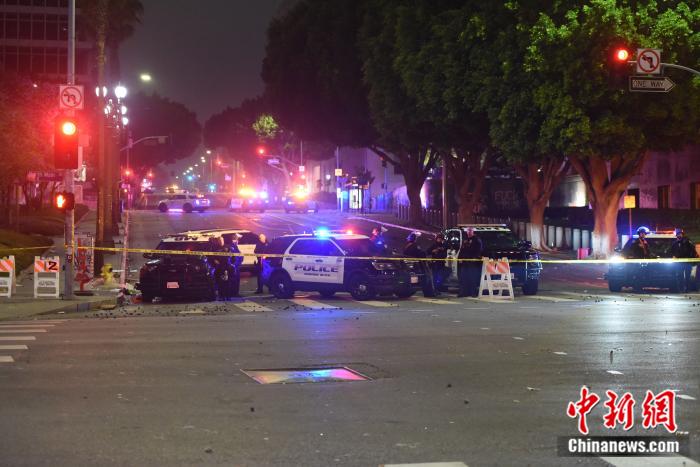 数百人被捕，事态升级 洛杉矶市中心部分地区实施宵禁【秘鲁新世界日報】