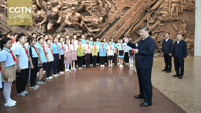 Xi insta a jóvenes estudiantes a contribuir a la paz mundial【秘鲁新世界日報】