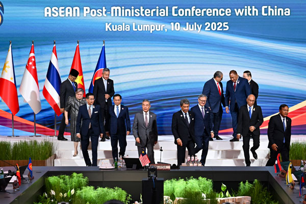 Cooperación China-ASEAN está basada en beneficio mutuo, dice portavoz de cancillería【秘鲁新世界日報】