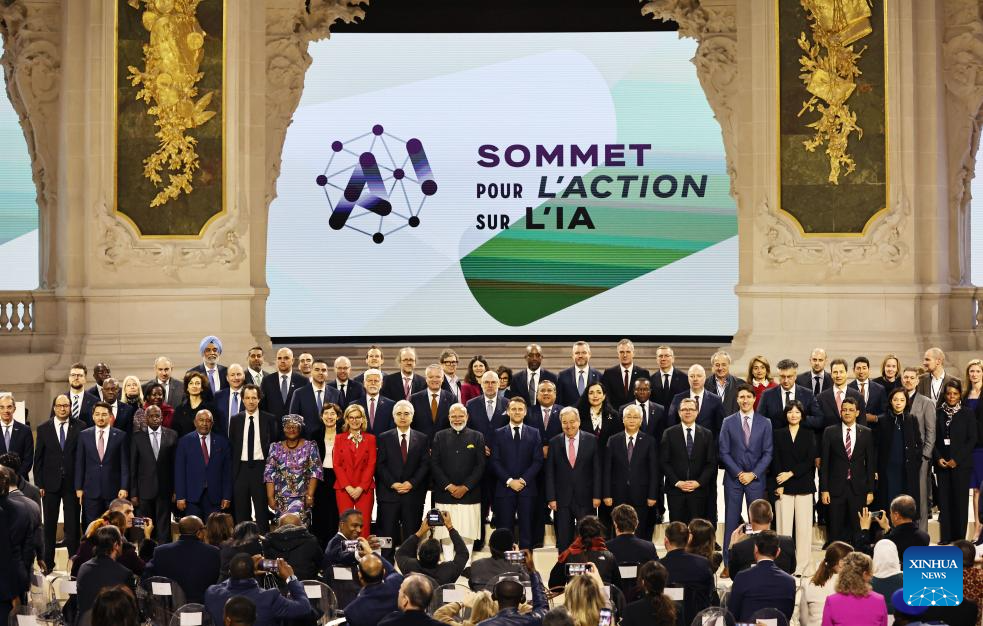 China invita a representantes de alto nivel de más de 40 países y organizaciones internacionales a Conferencia Mundial de IA 2025, dice portavoz【秘鲁新世界日報】