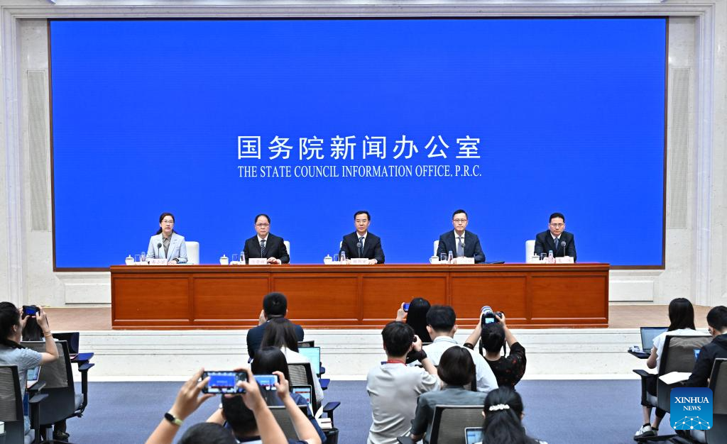 Industria de datos de China duplica su tamaño de mercado entre 2021 y 2025【秘鲁新世界日報】