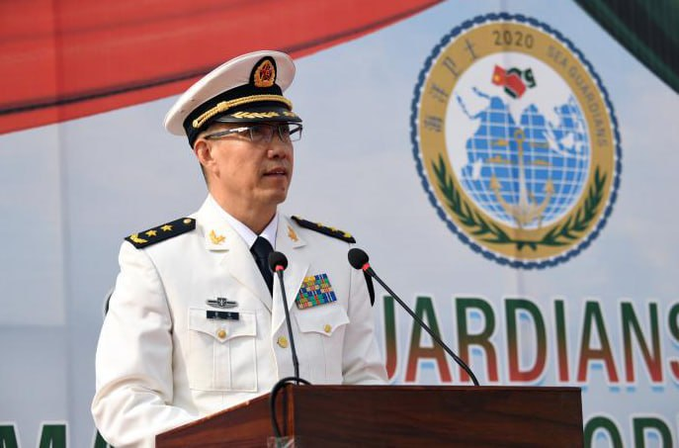 Ministro chino de Defensa se reúne con secretario permanente del Ministerio de Defensa de Singapur【秘鲁新世界日報】