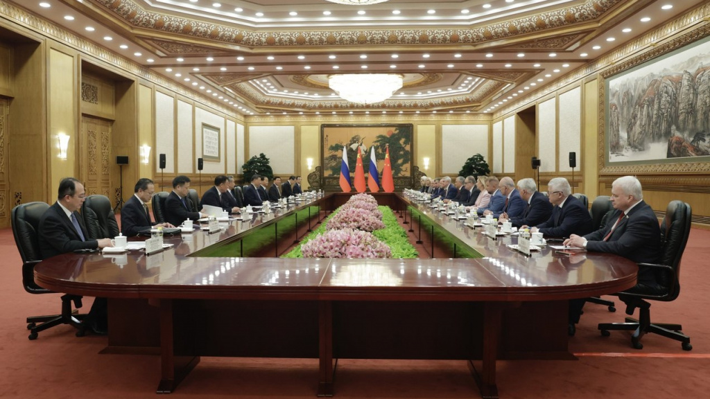 中俄议会合作委员会第十次会议第二阶段会议在北京举行【秘鲁新世界日報】