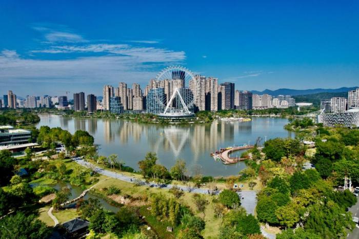 国务院报告：今年以来经济增长等指标进展顺利【秘鲁新世界日報】