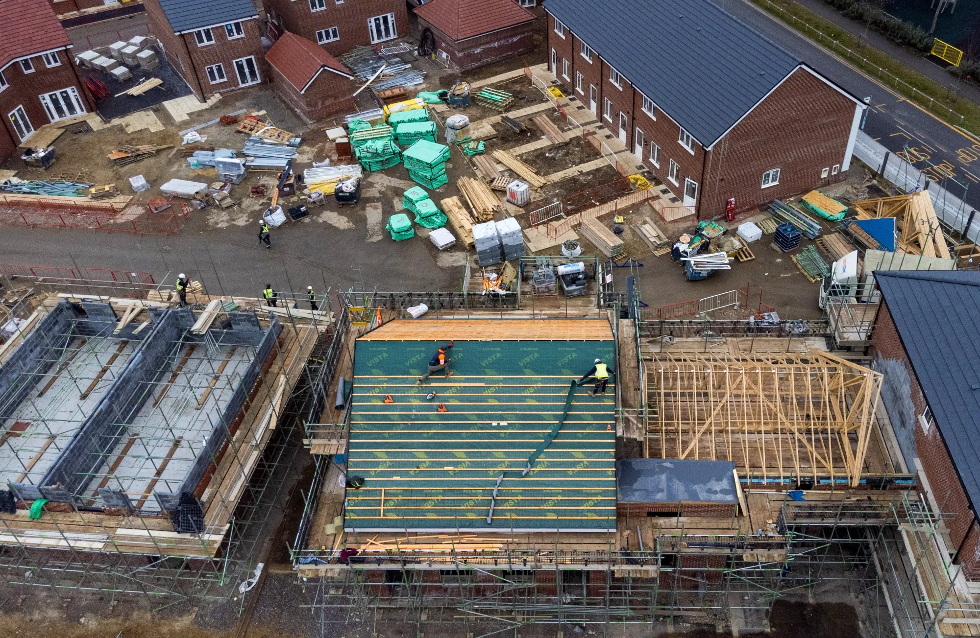 英国建筑业陷入长期低迷【秘鲁新世界日報】