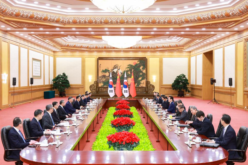Xi sostiene conversaciones con presidente de República de Corea, Lee Jae Myung【秘鲁新世界日報】