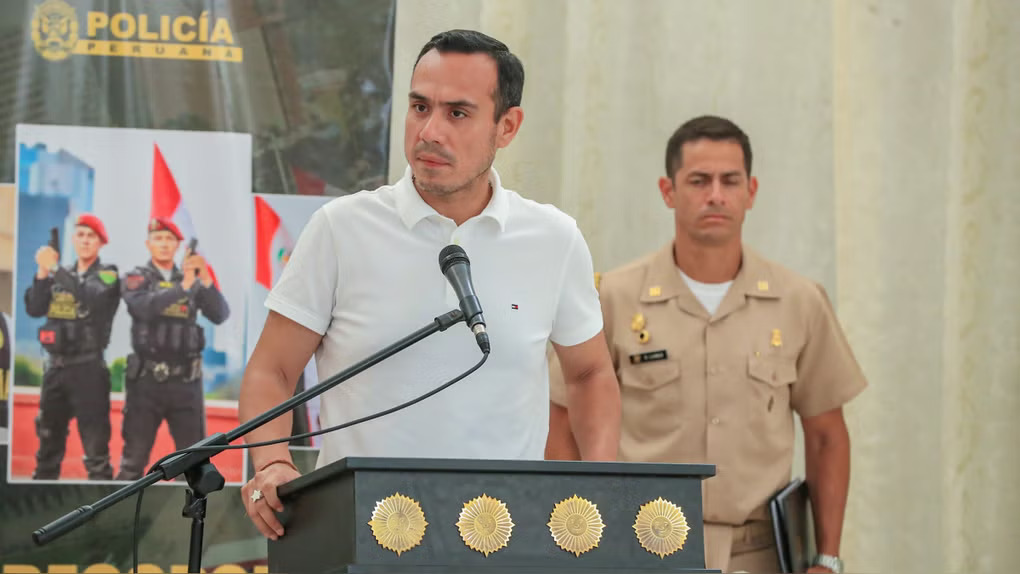 在与秘鲁总统会面后，审计署要求提供三名年轻女性的雇佣合同信息【秘鲁新世界日报】