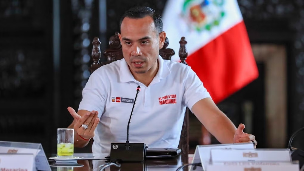 秘鲁总统的亲密助手已递交辞呈，辞去部长会议主席办公室顾问一职【秘鲁新世界日报】