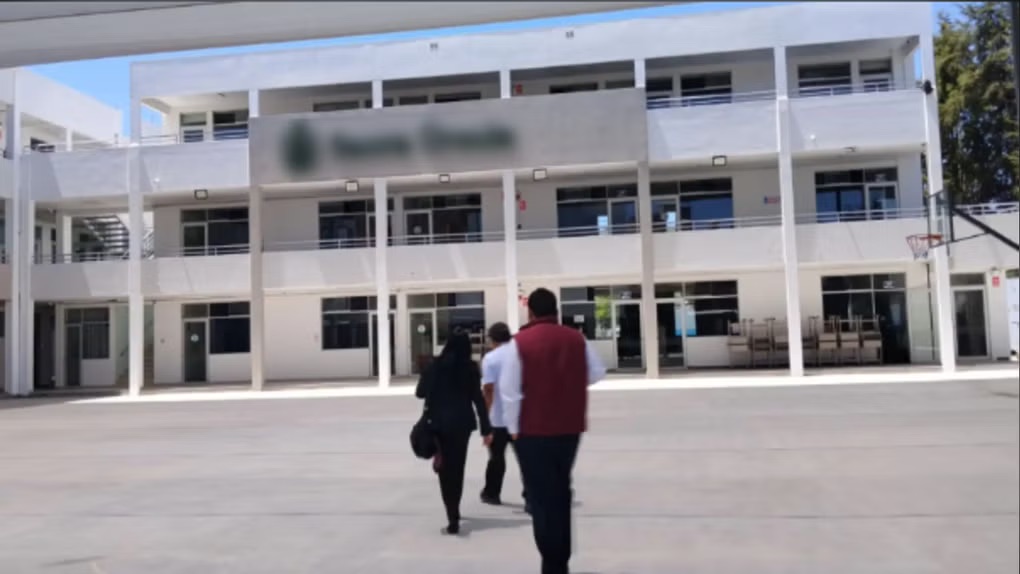 秘鲁全国私立学校协会宣布，利马和卡亚俄地区平均有70%的私立学校本周将选择线下授课【秘鲁新世界日报】