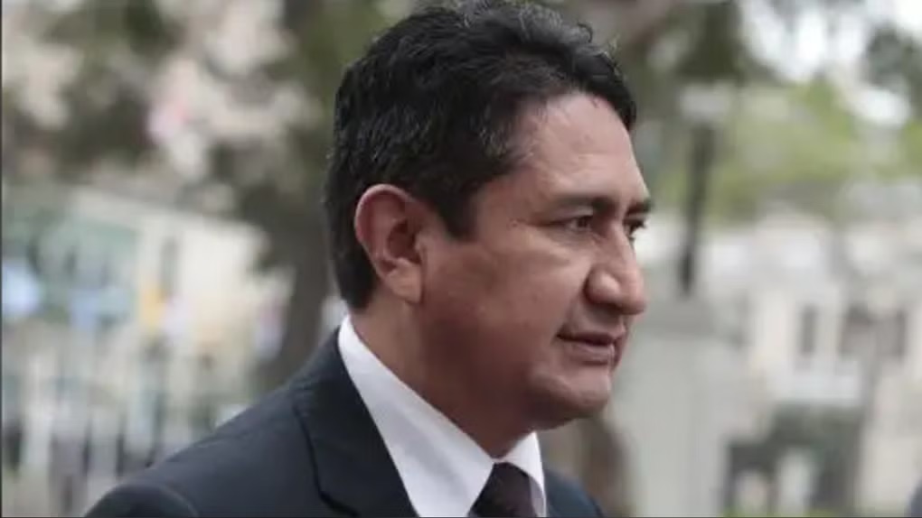 秘鲁司法机构续签针对自由秘鲁党在逃领袖的搜捕令【秘鲁新世界日报】