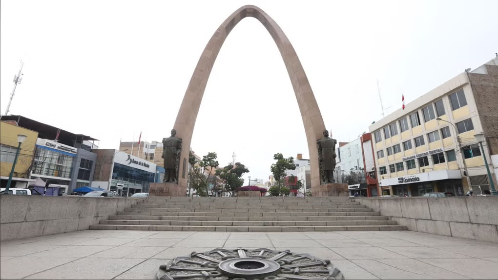 秘鲁政府宣布塔克纳省部分地区进入紧急状态，以加强边境管控并打击犯罪【秘鲁新世界日报】