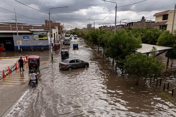 秘鲁政府正评估针对受“厄尔尼诺”现象影响企业实施“完全停工”的方案【秘鲁新世界日报】