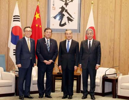 对外开放诚意满满 多国对中国免签政策和便利化措施竖起大拇指【秘鲁新世界日報】