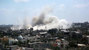 外媒：以色列空袭加沙中部一学校 造成上百人死伤