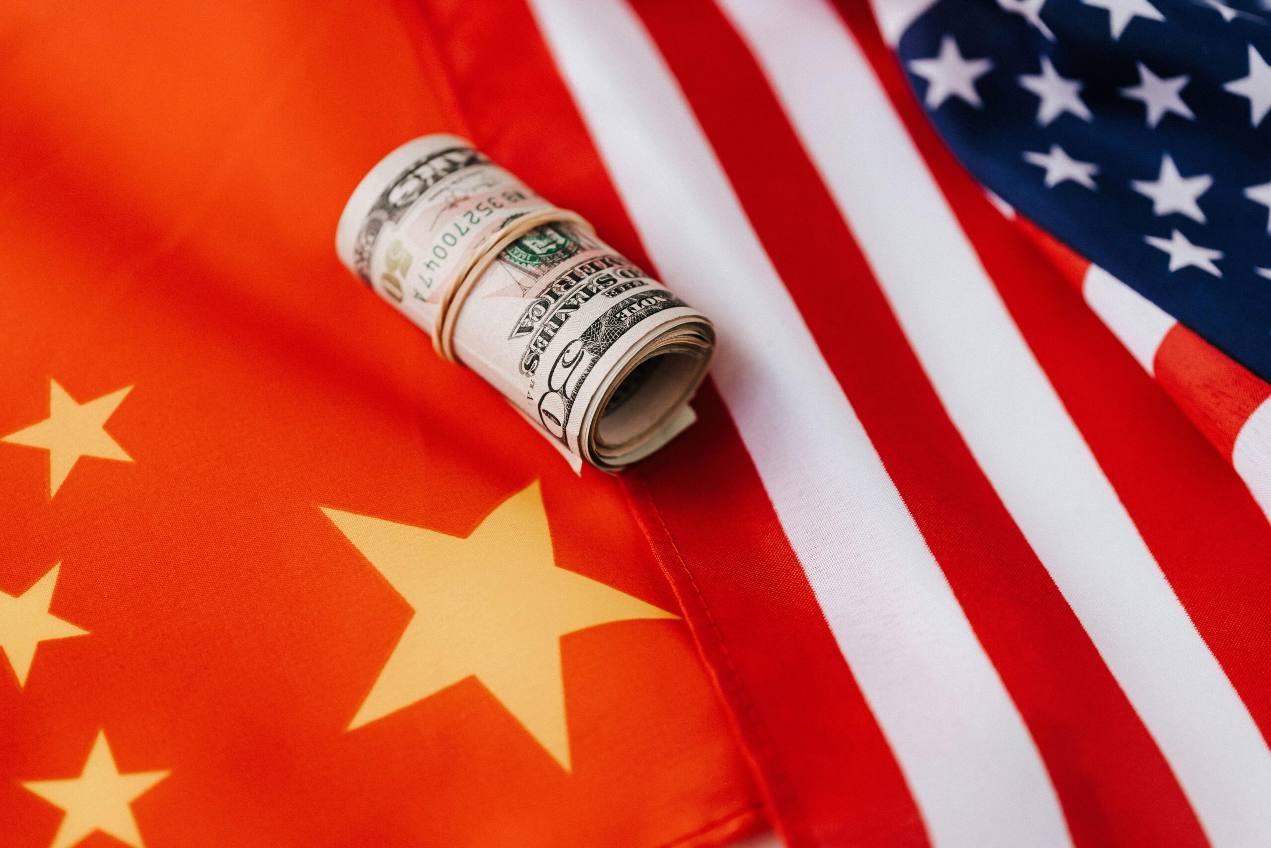 美国贸易逆差扩大至6个月高位 将削弱该国经济增长