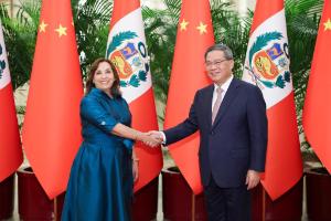 Xi preside reunión sobre desarrollo de Franja Económica del Río Yangtse y liderazgo del Partido en asuntos exteriores