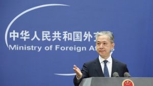 China: «EE.UU. a menudo se inventa supuestas ‘amenazas’ para crear el pretexto para contener a otros países»
