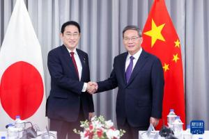 Premier chino insta a Japón a trabajar con China en la misma dirección