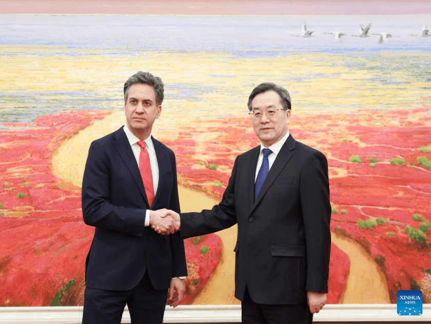 China y Reino Unido se comprometen a abordar cambio climático【秘鲁新世界日報】