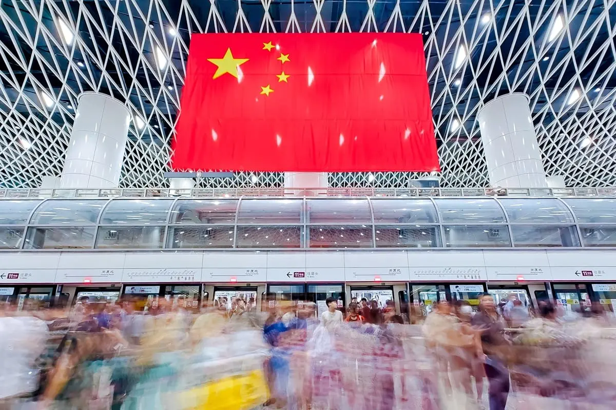 Políticas de exención de visado atraen más turistas a China【秘鲁新世界日報】