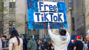TikTok tacha de «inconstitucional» el proyecto de ley que prohibirá la ‘app’ en EE.UU.