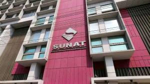 秘鲁公共卫生专家谈登革热疫苗：“尚未购买”