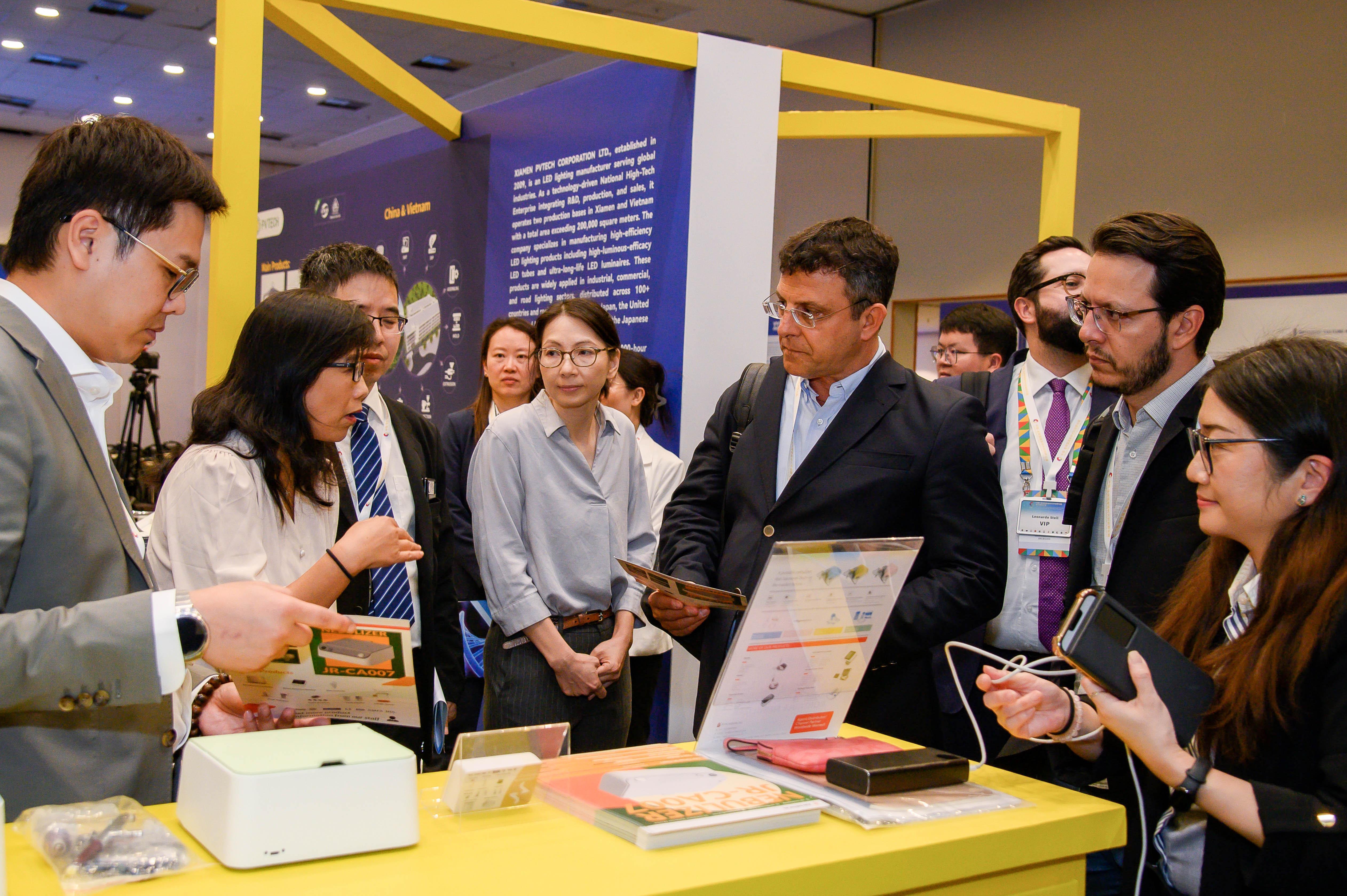 中国—金砖国家新时代科创孵化园在巴西举办成果展示推介会【秘鲁新世界日報】