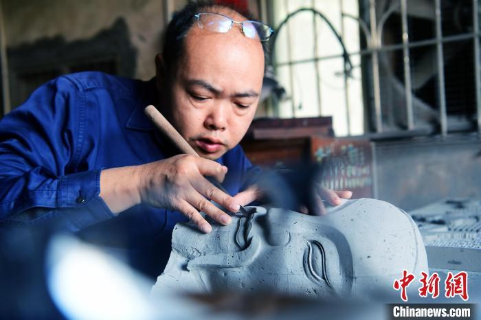 广州沙湾古镇砖雕焕新“破圈”【秘鲁新世界日報】