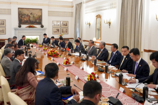 中印外长会谈达成10项成果【秘鲁新世界日報】