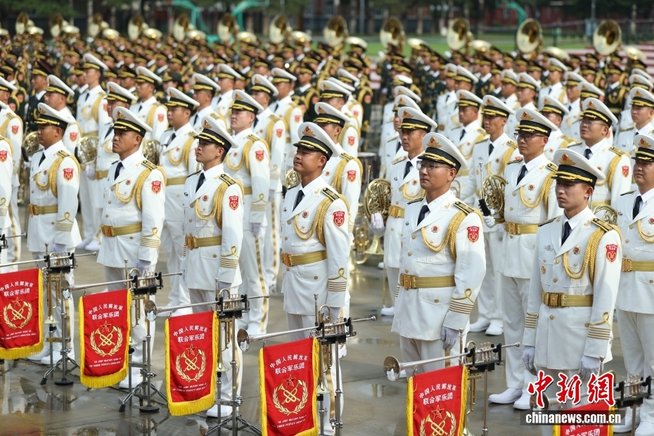 外媒聚焦九三阅兵：中国为反法西斯作出巨大贡献【秘鲁新世界日報】