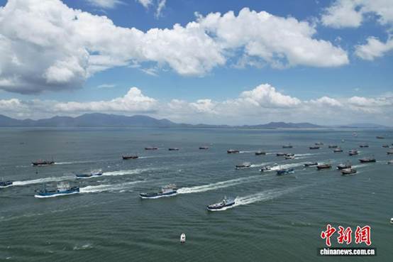 “中国南海渔都”鸣笛开渔 千帆竞发盼鱼虾满舱【秘鲁新世界日報】