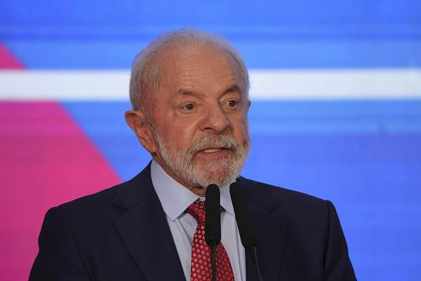 卢拉与特朗普通电话 要求美国撤销对巴西征收40%关税【秘鲁新世界日報】
