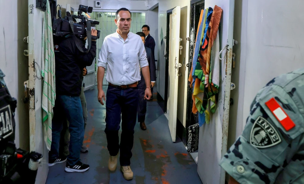 秘鲁总统视察卢里甘乔监狱后表示，该监狱的管控和监督水平“不足”【秘鲁新世界日报】