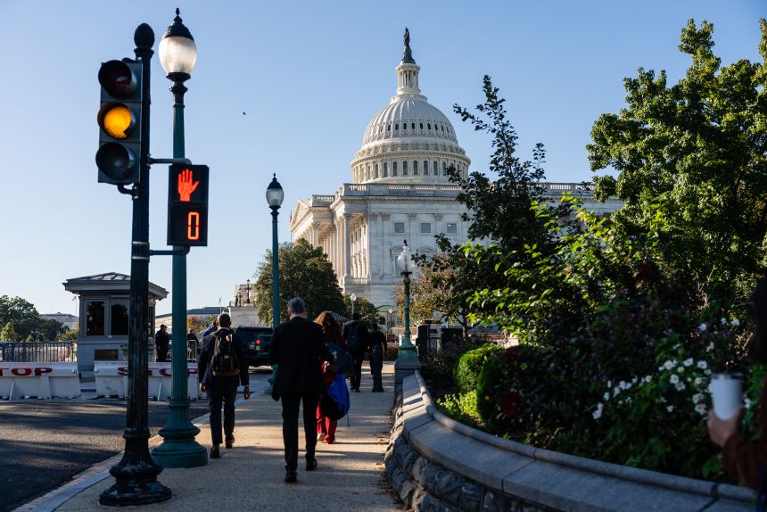 美媒列停摆23大影响：民众承受的痛苦，谁来买单？【秘鲁新世界日報】