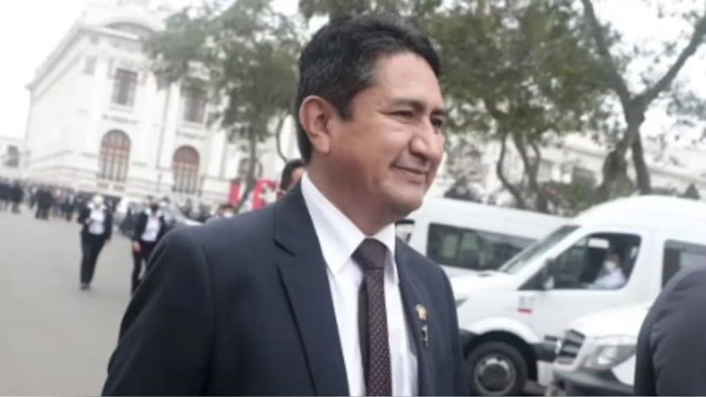 秘鲁司法机构驳回针对在逃的前胡宁大区主席在“Antalsis”案中的“加重共谋”指控【秘鲁新世界日报】