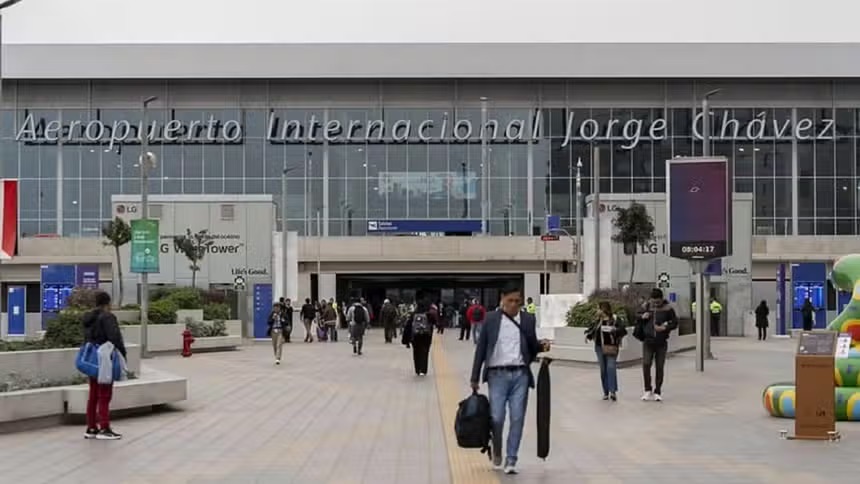 秘鲁国际机场：政府签署补充协议，取消国内转机旅客费用，但保留国际转机费用【秘鲁新世界日报】