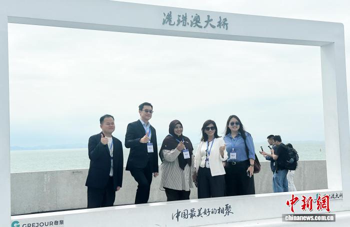“外眼”看中国超级工程：持续释放红利 为亚太提供借鉴 【秘鲁新世界日報】