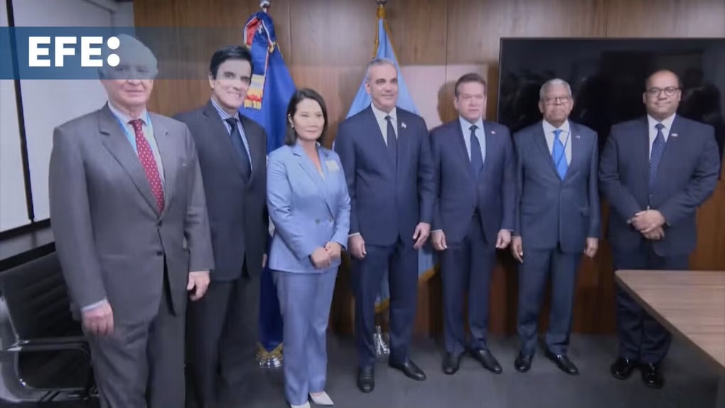 多米尼加总统在与藤森庆子举行双边会晤后提议提升与秘鲁的关系【秘鲁新世界日报】