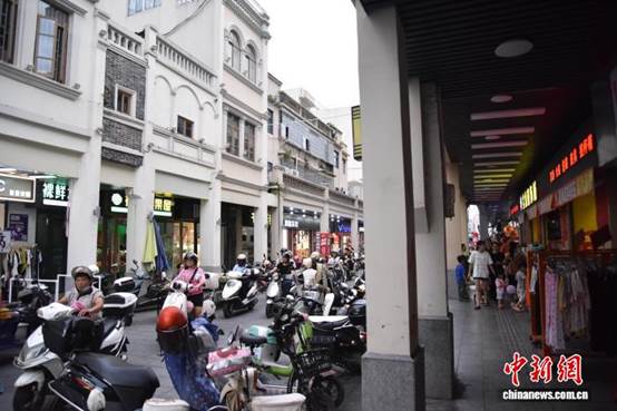 “岭南古郡”广东高州骑楼街成热门“打卡”点【秘鲁新世界日報】