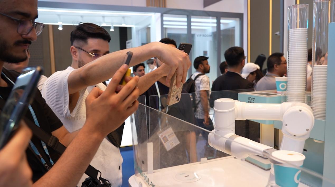 广东四线贯通 五城联动：佛肇、广佛南环、佛莞、莞惠城际贯通运营