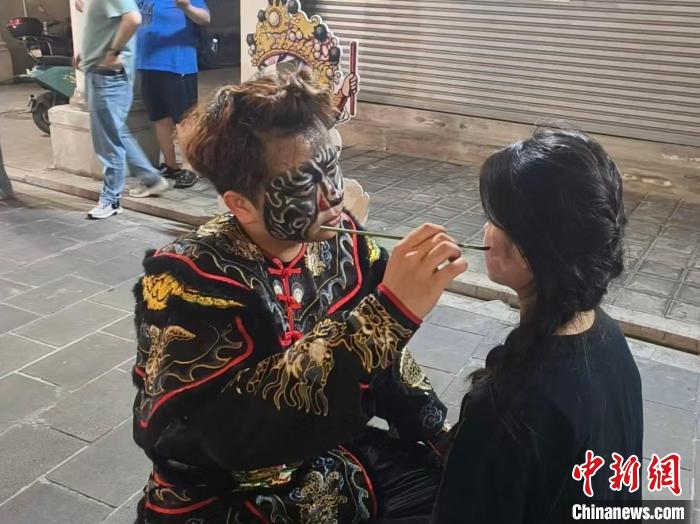 广州中山纪念堂第三届木棉花文化节开幕