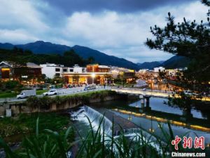 广东信宜“双合侨心村”：从重灾区变乡村游网红打卡点