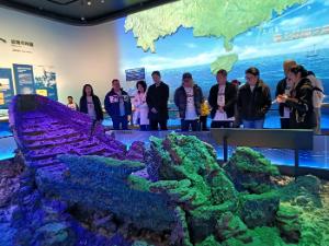 江门恩平市沙湖镇和平村：归国华侨把荒坡变成柑园