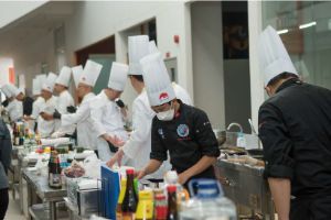 120 支隊伍聚首古晉 憑色香味競逐殊榮 第四屆世界粵菜十大廚皇誕生